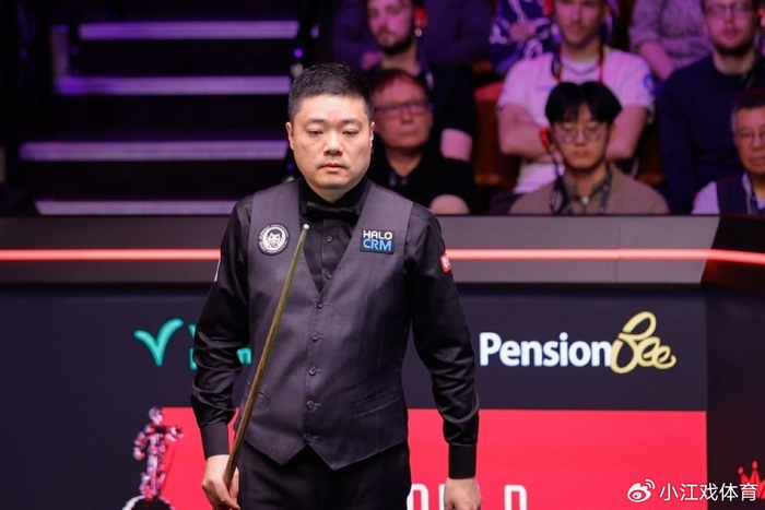 2026世界杯-永远不要低估丁俊晖！落后61分 高难度清台+1分逆转 赵心童叹服|大卫·吉尔伯特|斯诺克世锦赛|单杆|世锦赛|英格兰_新浪体育_新浪新闻